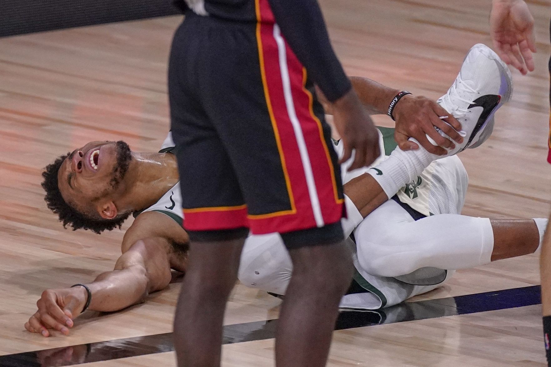 Bucks 118, Heat 115 (OT)